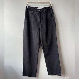Abercrombie & Fitch Curve Love High Rise Loose Fit Pleated Jeans Size 28